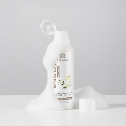 White Lily Face Wash | Niacinamide, Hyaluronic Acid & Vitamin B5
